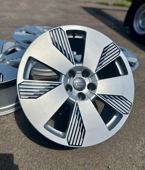 Диски легкосплавні 5х112 r19 et36 Audi E-tron A6 Q5 Q3 Q7 original