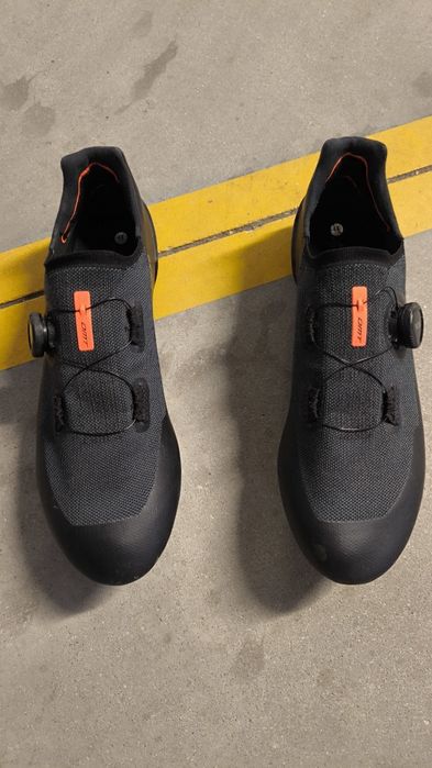 Sapatos ciclismo Carbono DMT