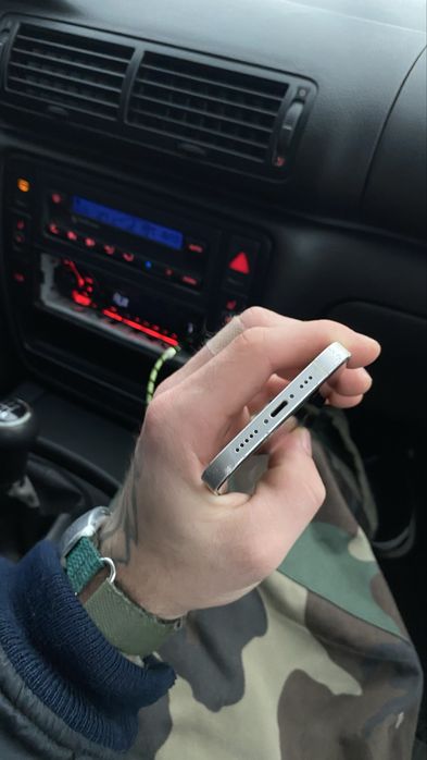 Обмен Iphone 12 с доплатой на модель выше 13/14 pro