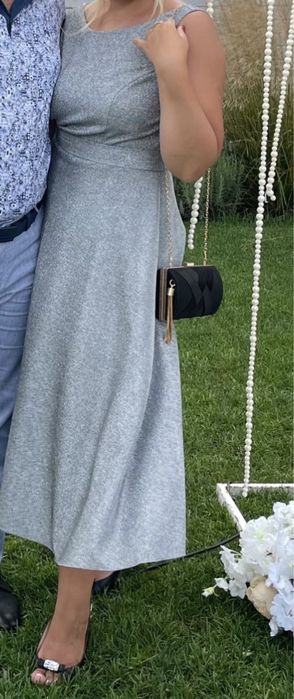 Продам шикарнее платье !