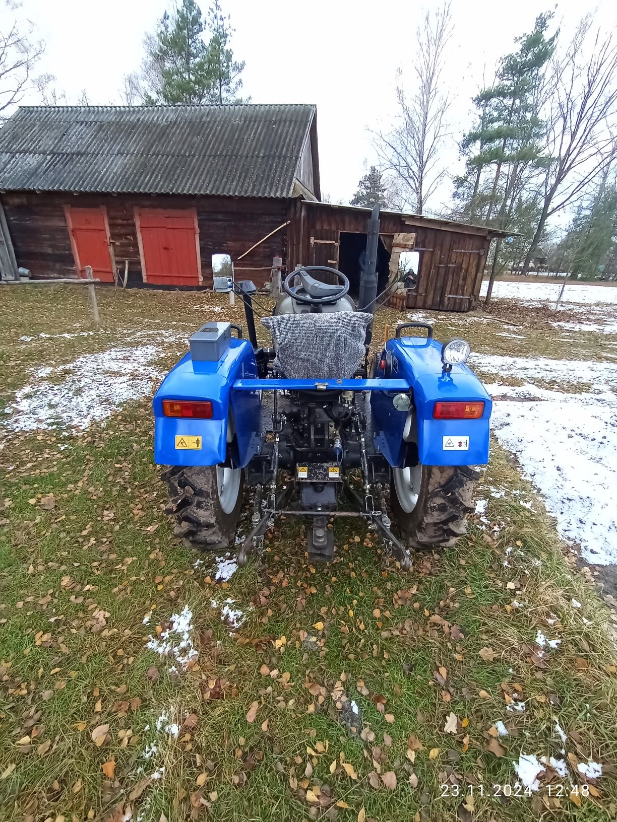 Продам трактор дтз 240.4