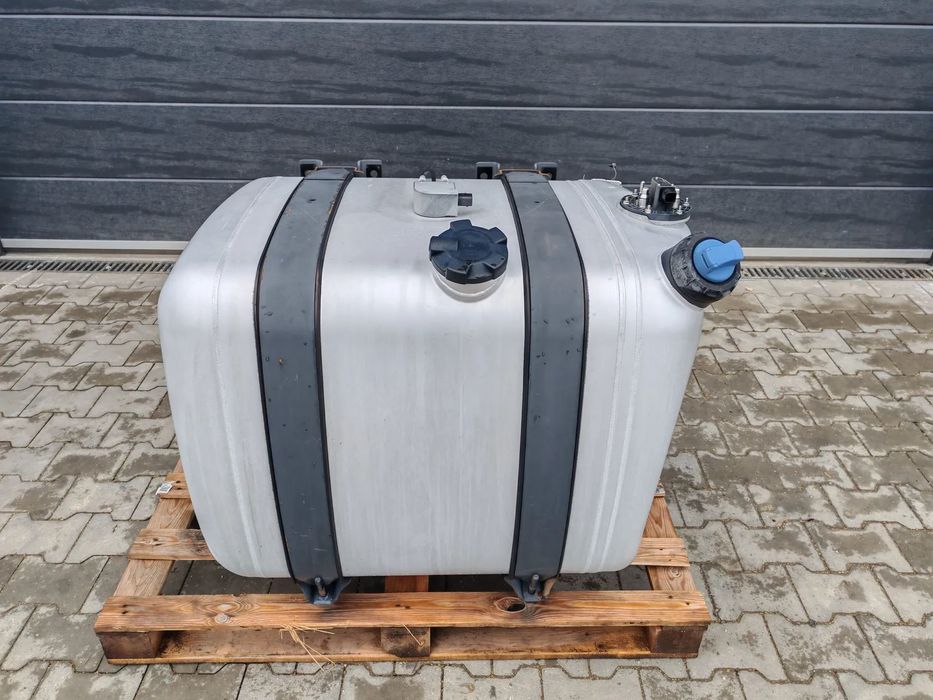 ZBIORNIK PALIWA 90CM MERCEDES ACTROS AROCS ATEGO A9604704101 300l