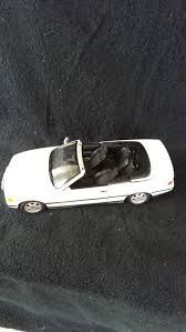 carrinho de colecção bmw branca 325i conversivel 1993 escala 1/1