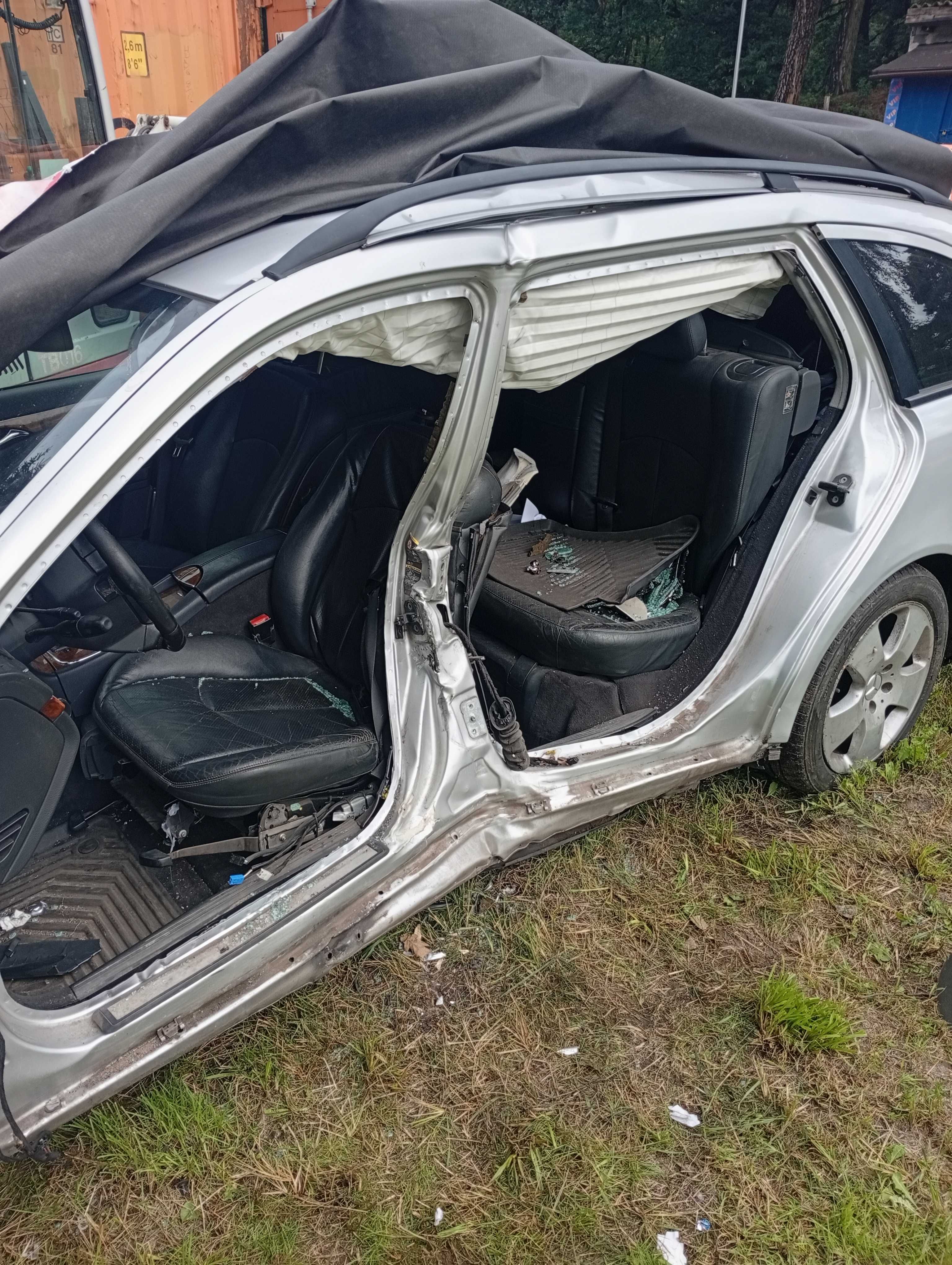 Mercedes Benz E270