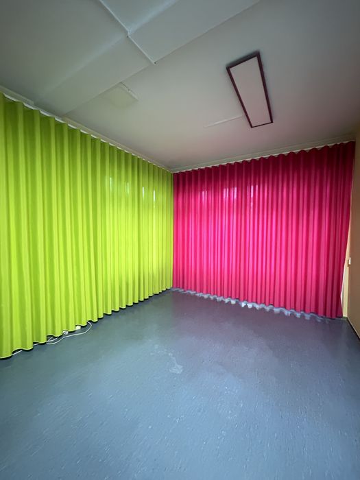 Conjunto de Cortinas Coloridas