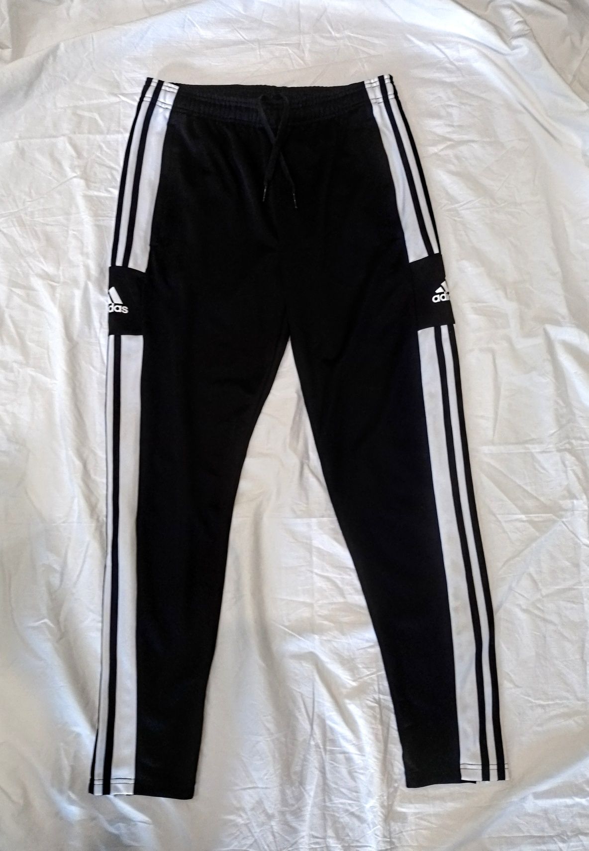 Спортивные штаны Adidas original на лампасах