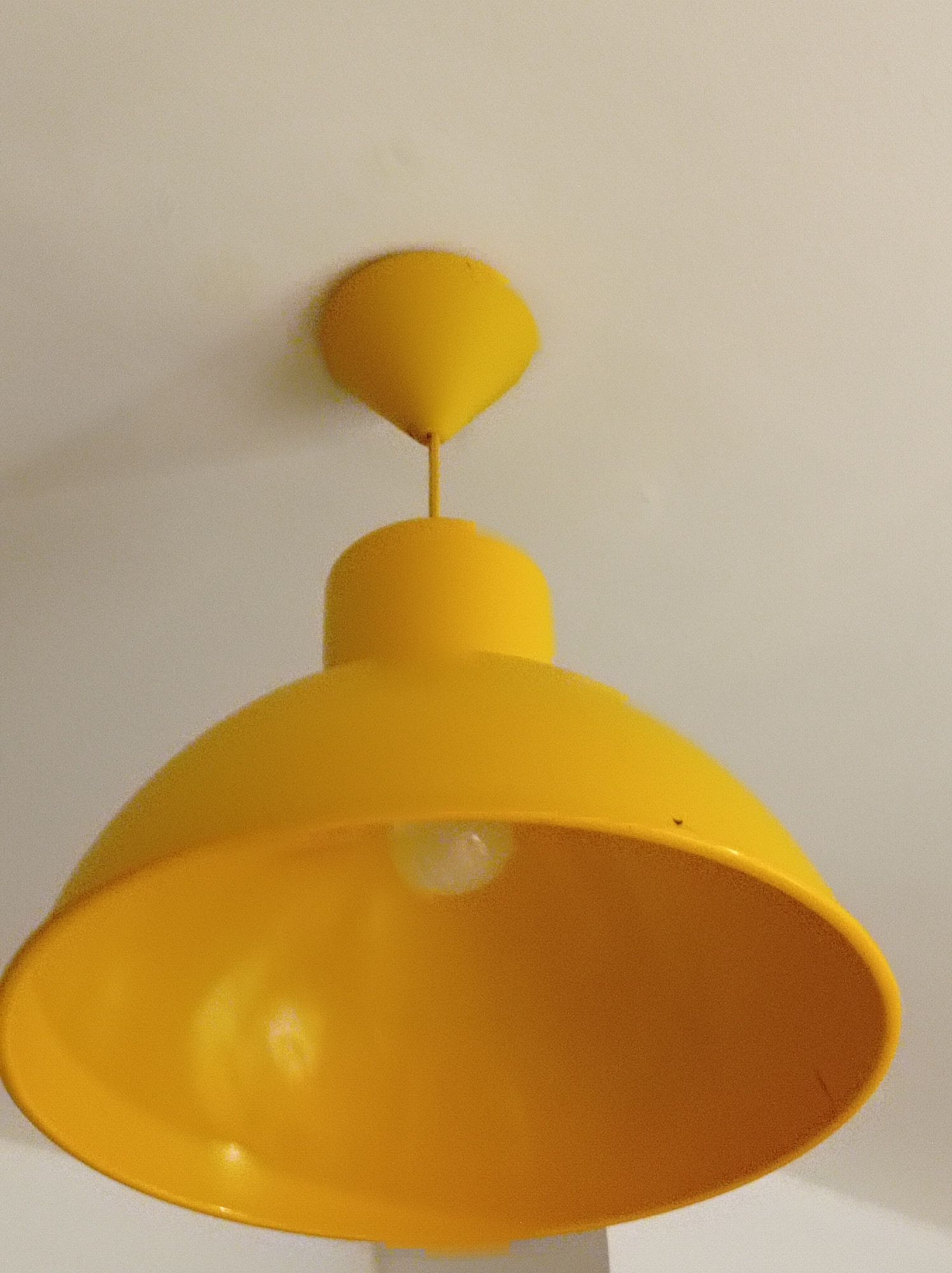 Candeeiro suspensão amarelo