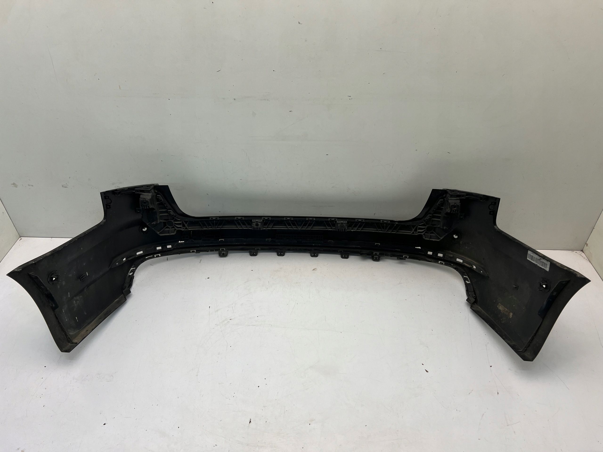 Audi A4 B9 8W9 Kombi s line Zderzak Tylny tył 6xPDC oryginał 15