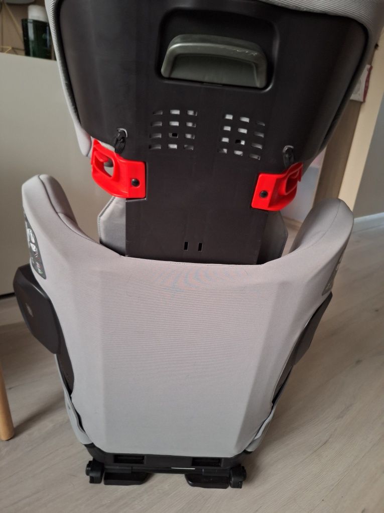 Fotelik Nuna Aace, Isofix 15-36 kg