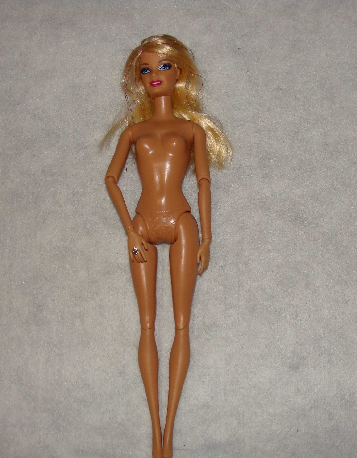 Barbie® Fashionista Doll (Blond/Pink) (Ref. Y7487) de 2013