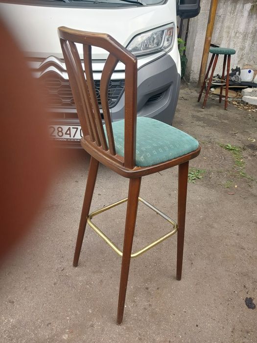 Krzesła barowe restauracyjne cena za 7 szt.