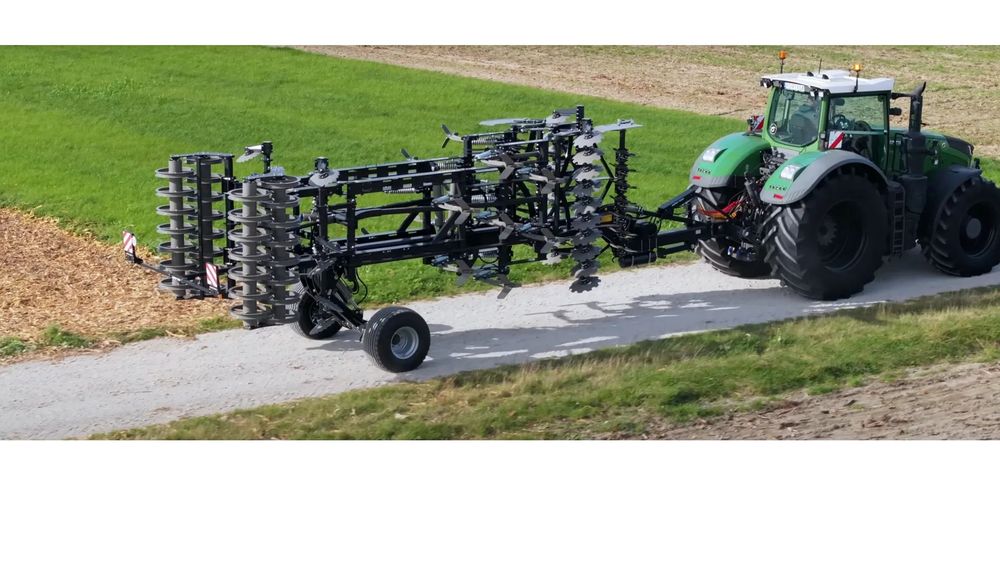 Agro-tom Agregat Wielozadaniowy BWH 4,2  AGRO-TOM Agregat Wielozadaniowy BWH 4,2