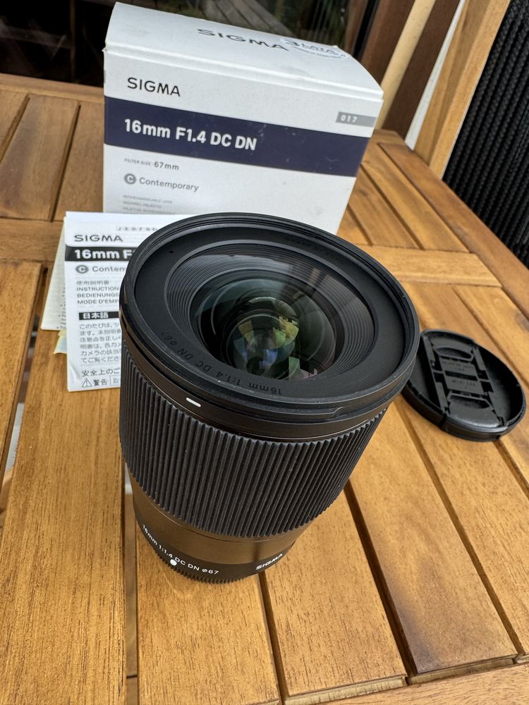 Obiektyw Sigma 16mm f1.4 DC DN Fujifilm X + gratis