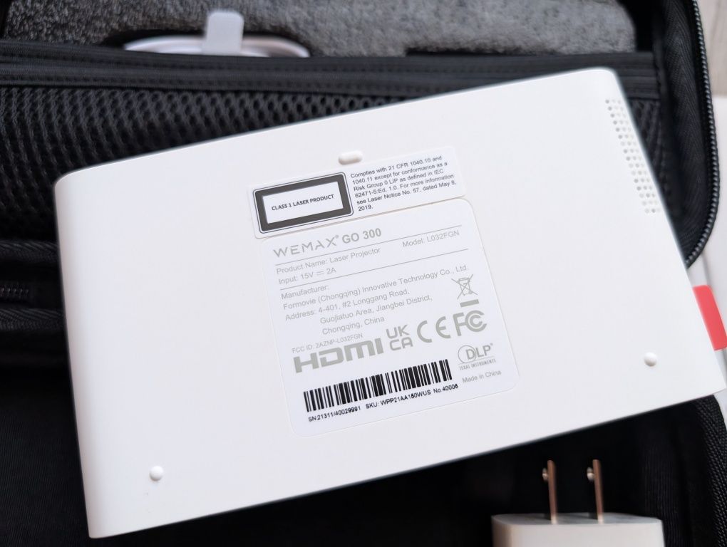 Лазерний проектор Wemax GO 300 lum Laser Wi-fi Bluetooth