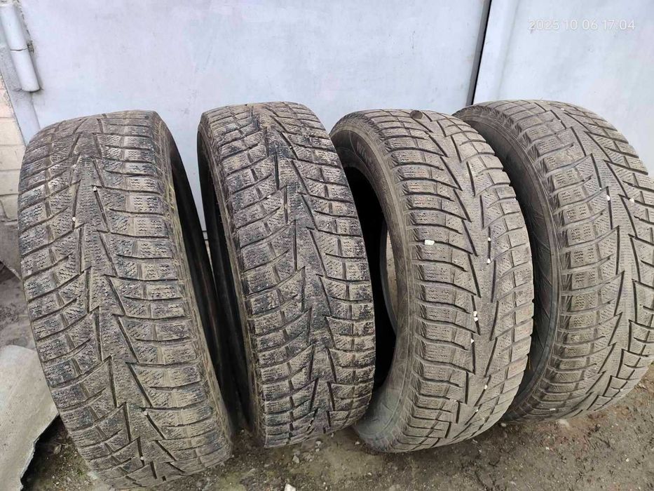 Шини 225/65/R17 Hankook Winter I*Cept Х