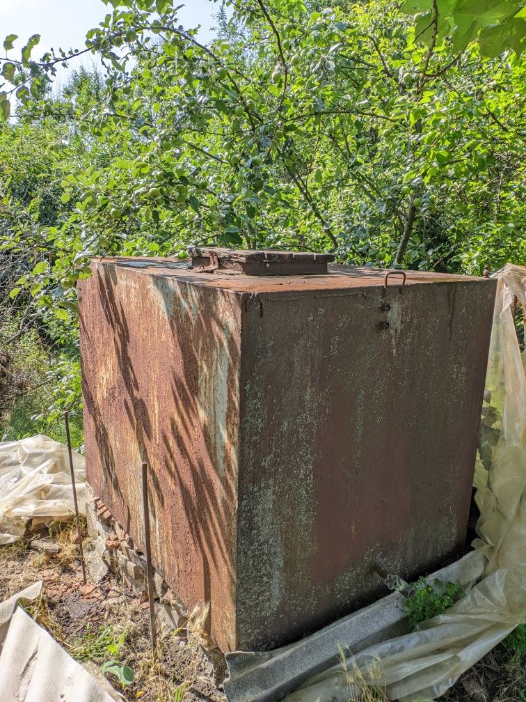 Бак для воды или топлива продам
