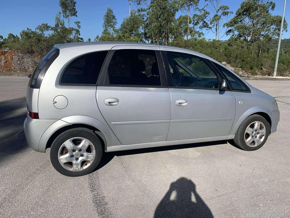 Vende se Opel Meriva