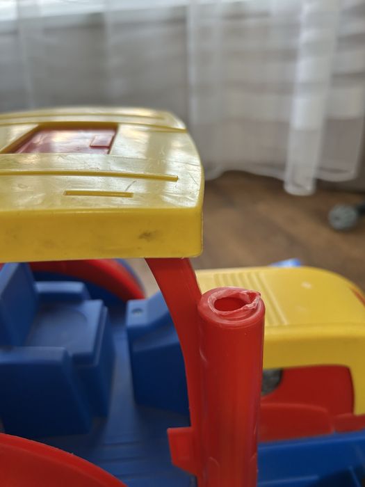 Іграшковий трактор Wader