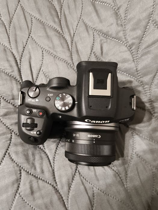Canon R7 + Objectiva