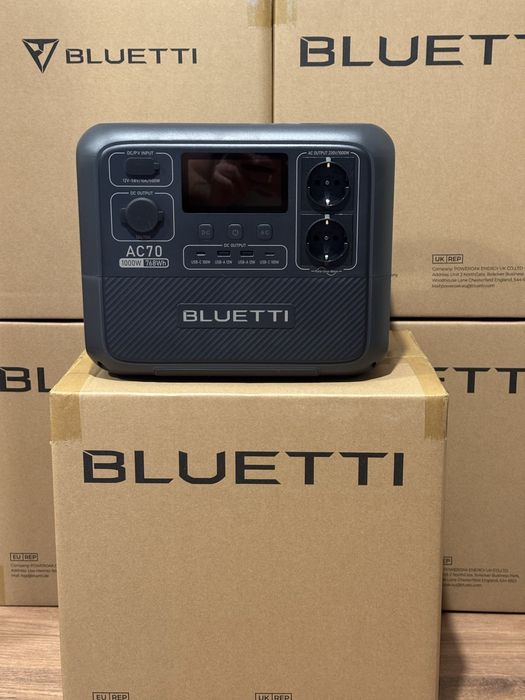 Зарядна станція BLUETTI AC70 768Wh | 1000W