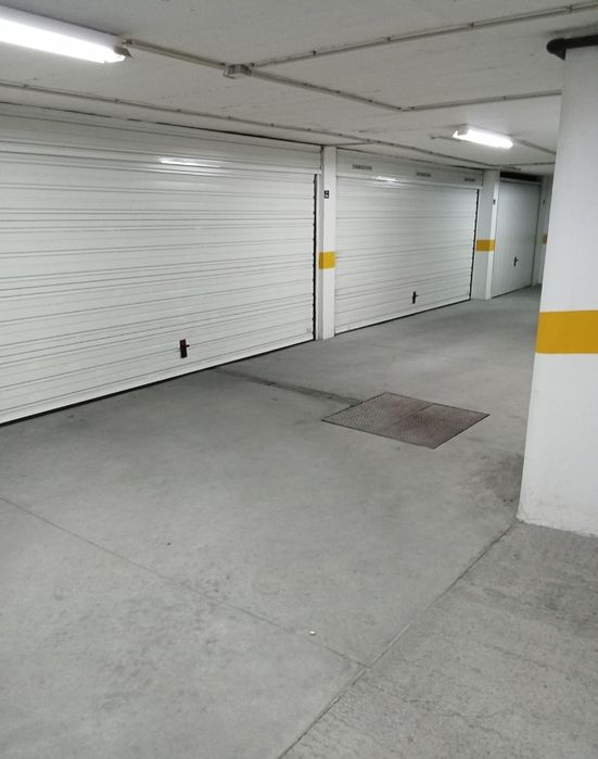 Garagem para arrumos