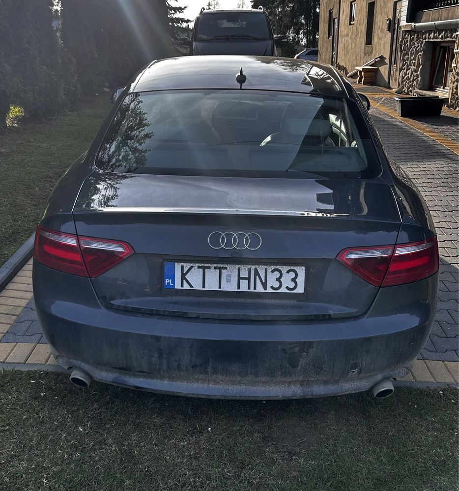 Audi a5 2.7tdi uszkodone