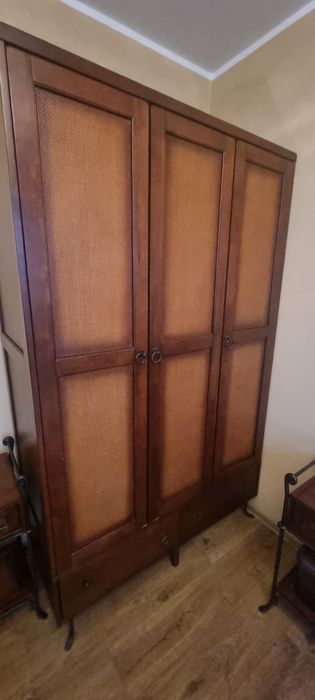 Szafa 3-drzwiowa Vinotti Parigi