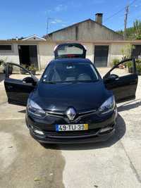 Renault Megane bem estimado