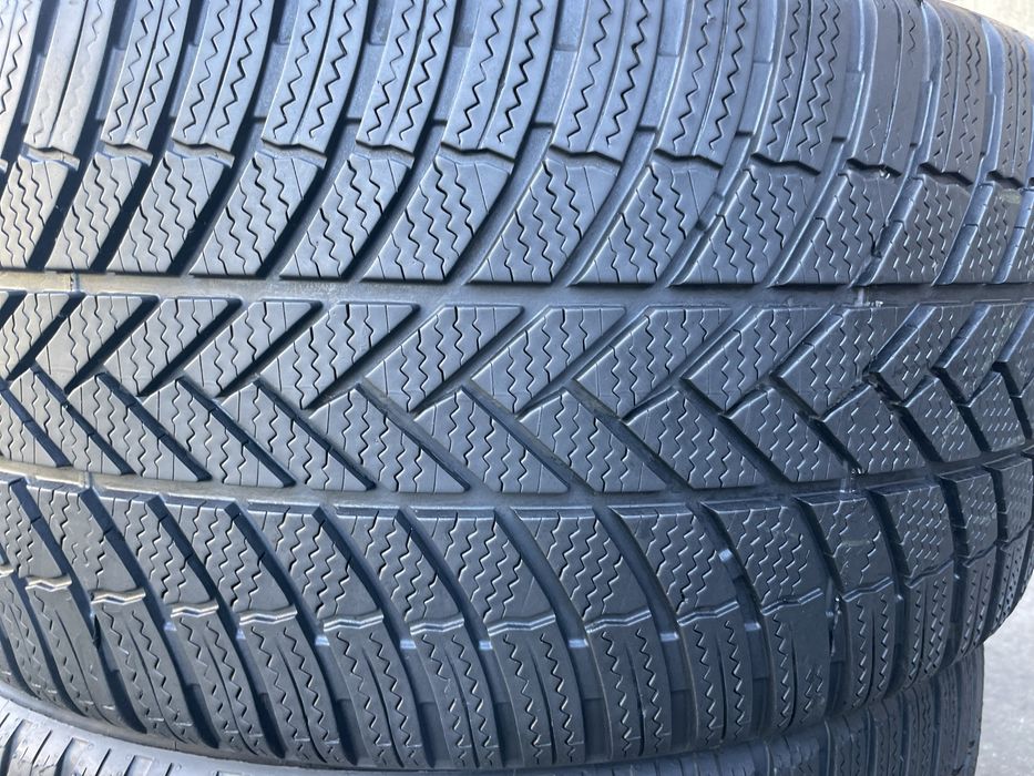 275/35 R21 255/35 R21 Bridgesone Blizzak LM005