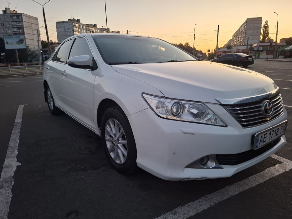 Продам Авто Тойота Камри 50 2011год