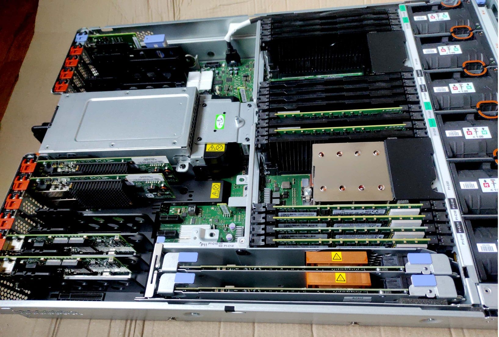 Сервер IBM Power System S822