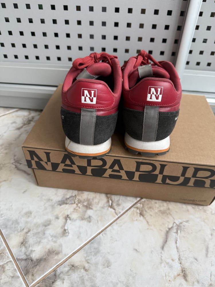 Кросівки Napapijri, р.40 ( US 8), б/в в гарному стані