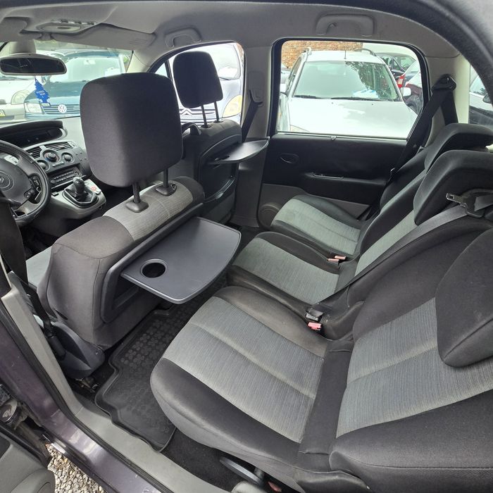 Renault Grand Scenic 1.6 LPG * klimatyzacja * 7 osób * hak * aluflegi