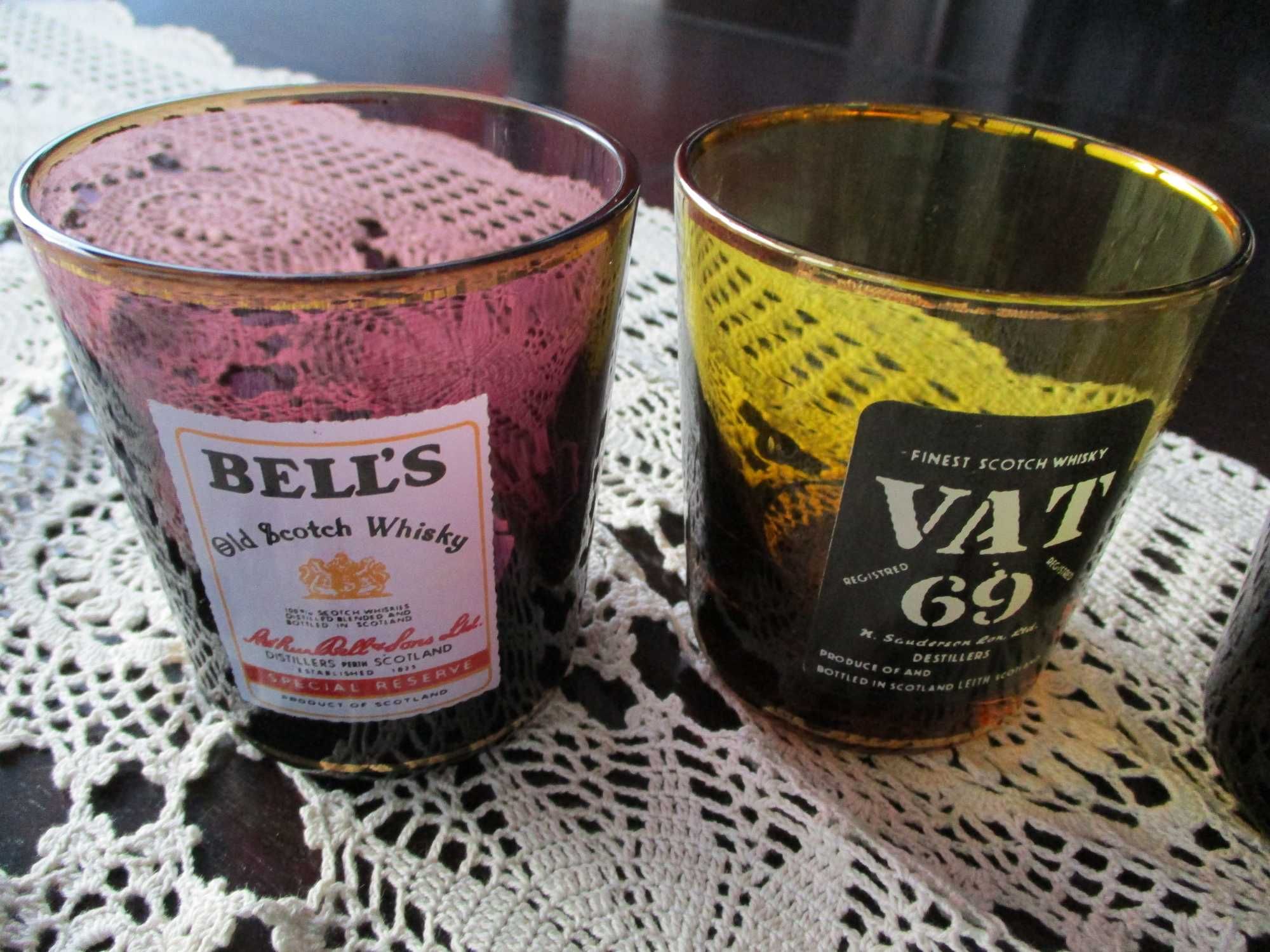 Conjunto 4 copos de whisky uísque em vidro colorido Vintage de coleção