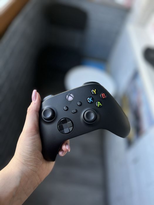 Геймпад Xbox в черном цвете