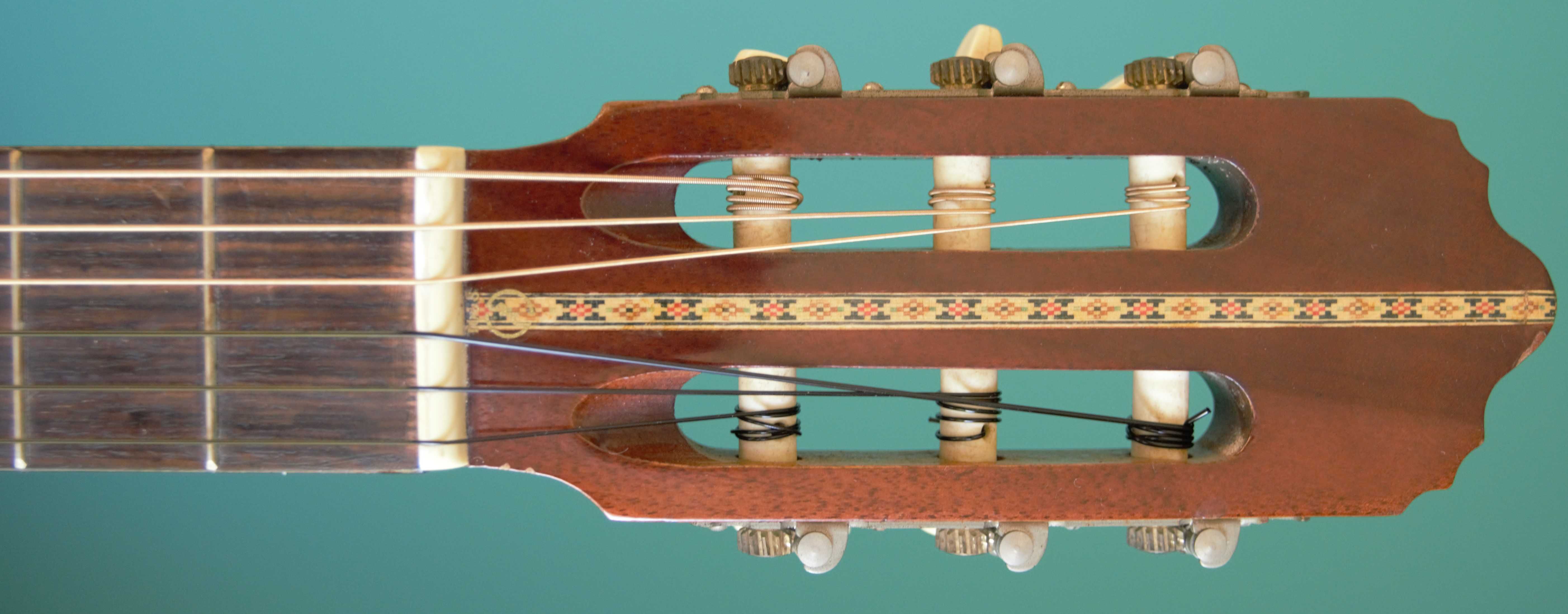 Gitara klasyczna japońska z 1972 roku lutnicza