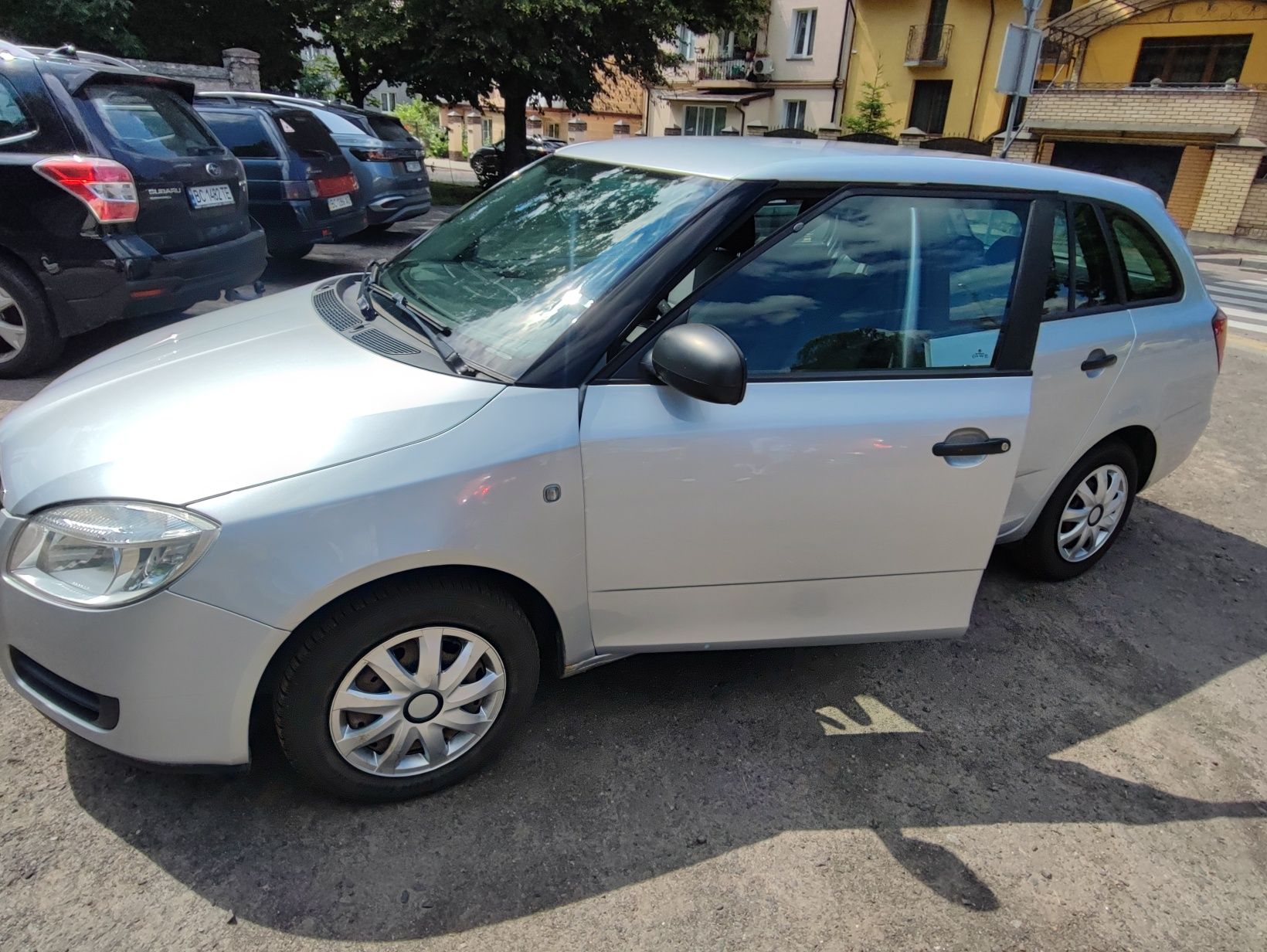 Оренда авто Львів Skida Fabia 1,4 газ/бензин
