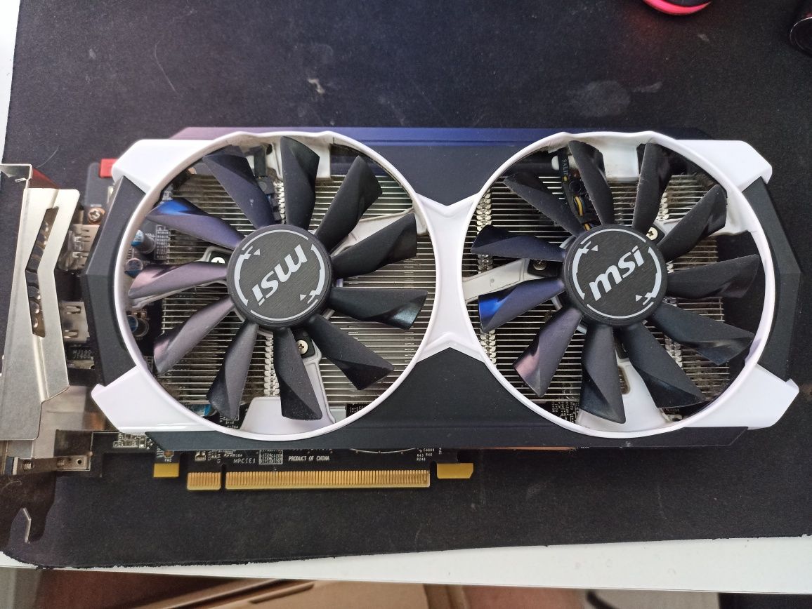 Продам видеокарту  MSI Radeon R7 370 2gb GDDR5 б/у