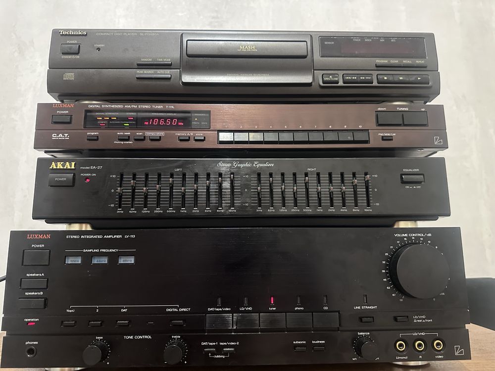 Luxman lv-113, t-111L. Technics sl-pg480A