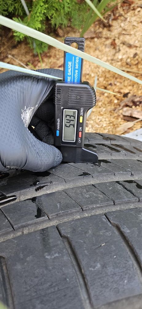 Bridgestone Potenza S005 235/35/19