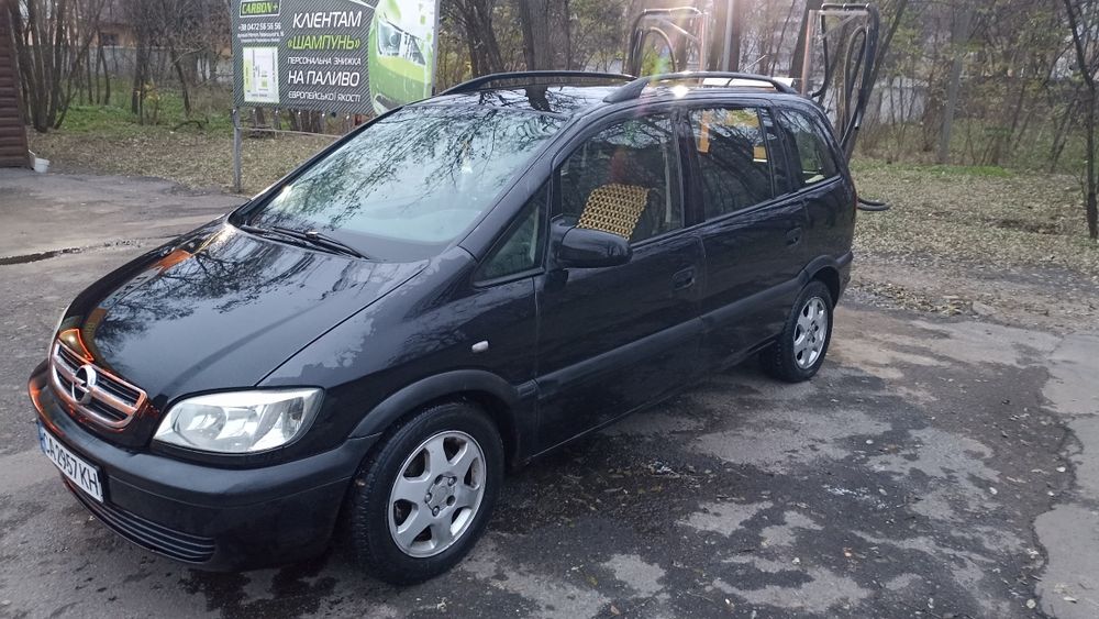 Opel zafira 2,2 dti