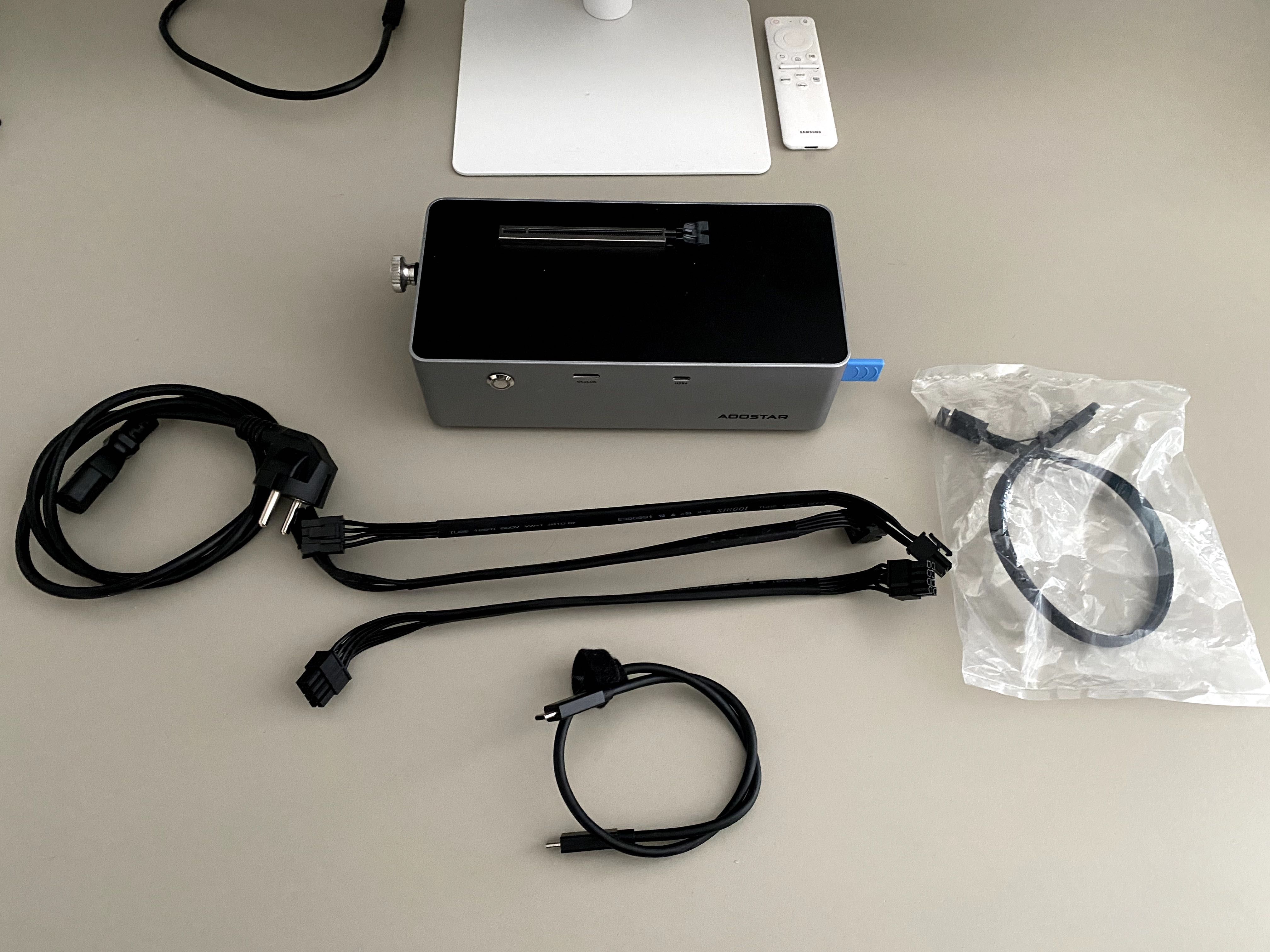 Aoostar AG02 eGPU dock with Oculink/USB4 port