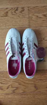 Adidas buty damskie 37.5 typu balerinki .