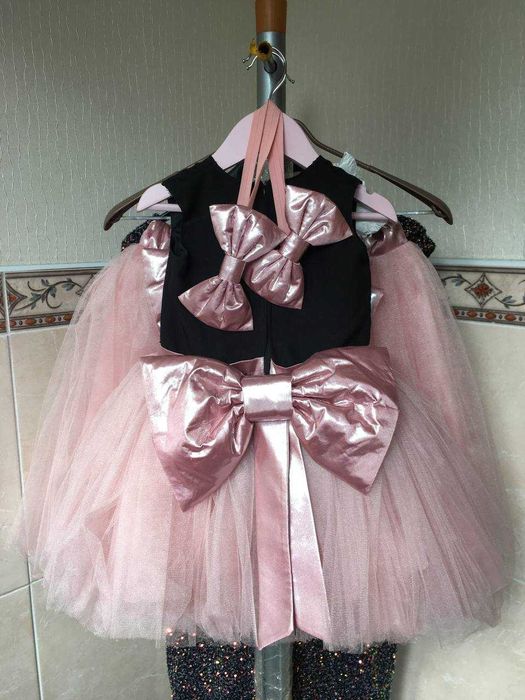 Фемелі лук дитяча сукня і рожева спідниця з бантом для мами