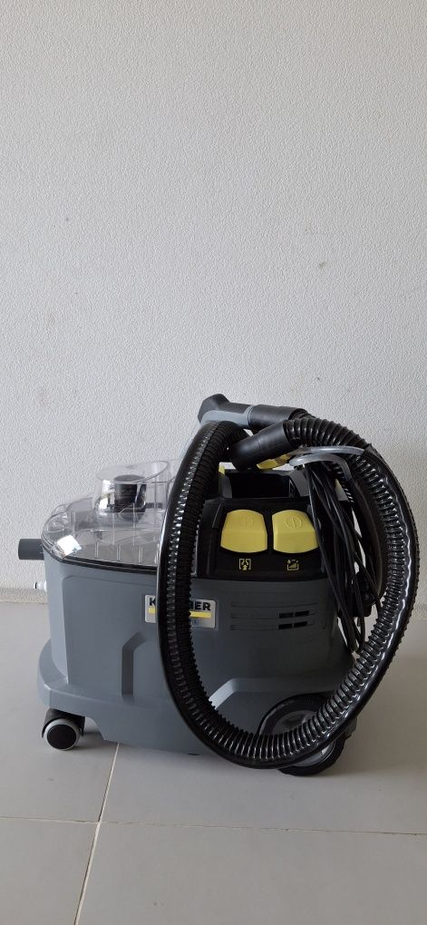 Lava Estofos Karcher Puzzi 8/1 - 1200W