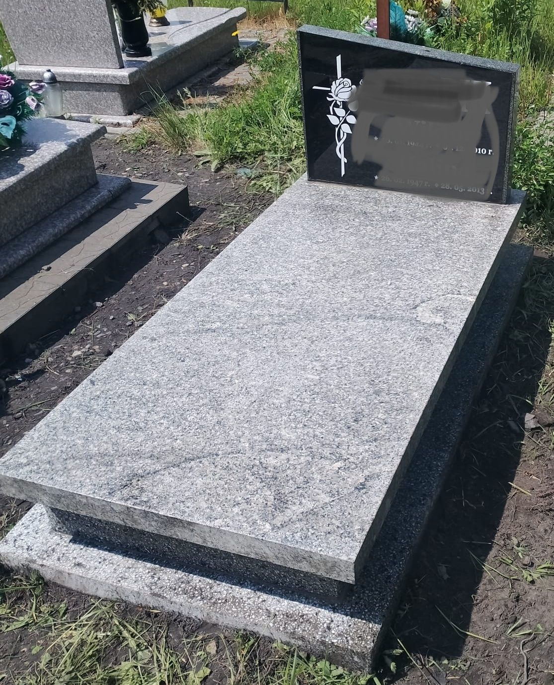 Pomnik , nagrobek po rozbiórce/ używany