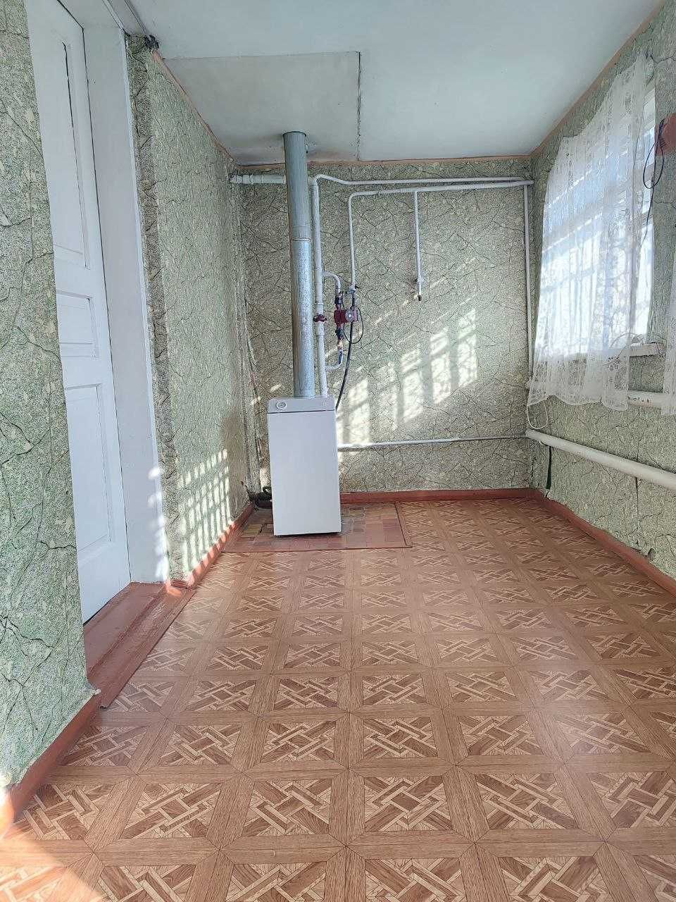 Продам будинок в Дергачах по вулиці Садовій.