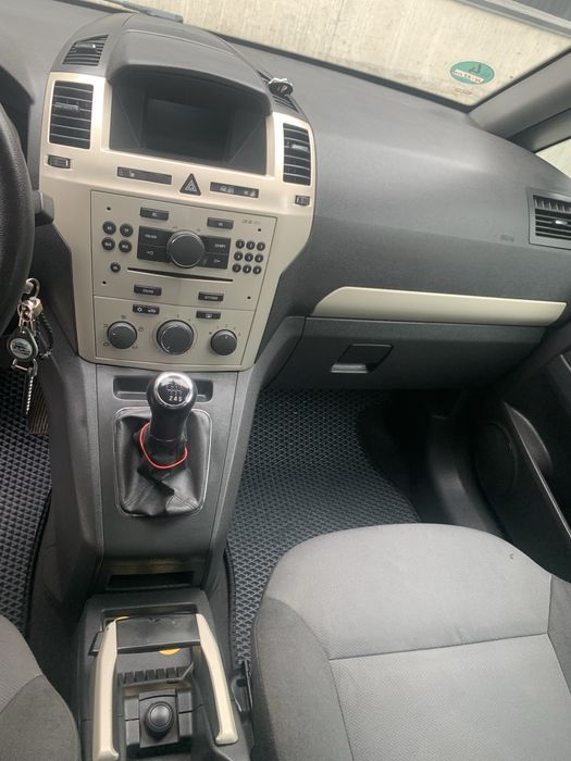 Opel Zafira B 2008 р