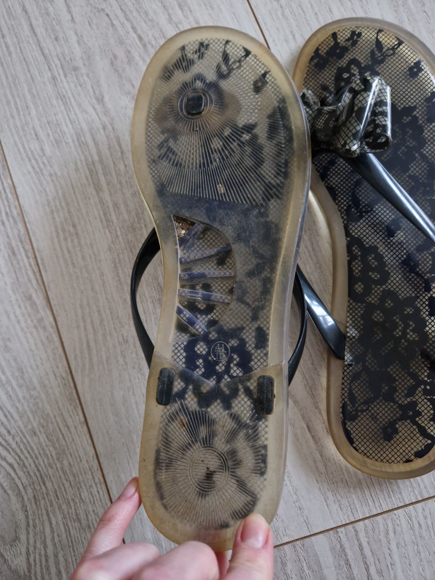 Якісні стильні в'єтнамки  шльопанці пляжне взуття 40р