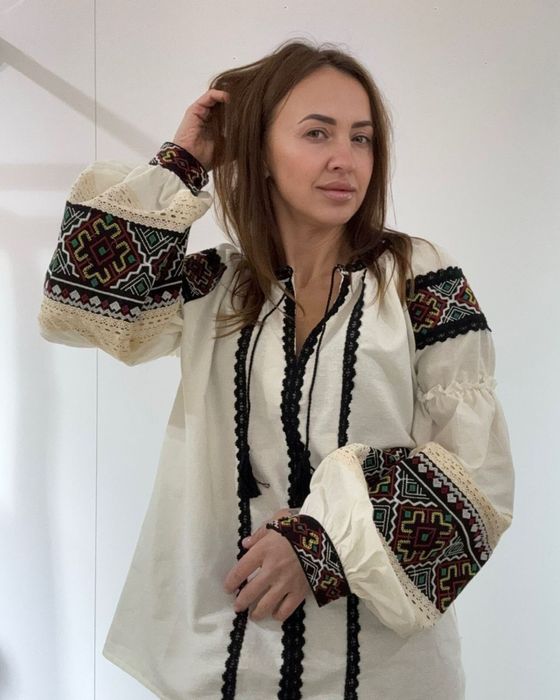 Жіночі блузки вишиті, вишиванки, сорочки .